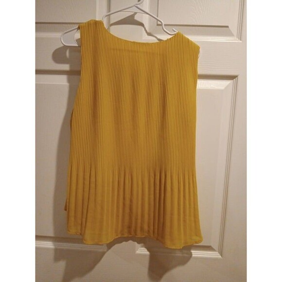 Yellow SIlky Pleione Blouse Size S - Picture 3 of 3